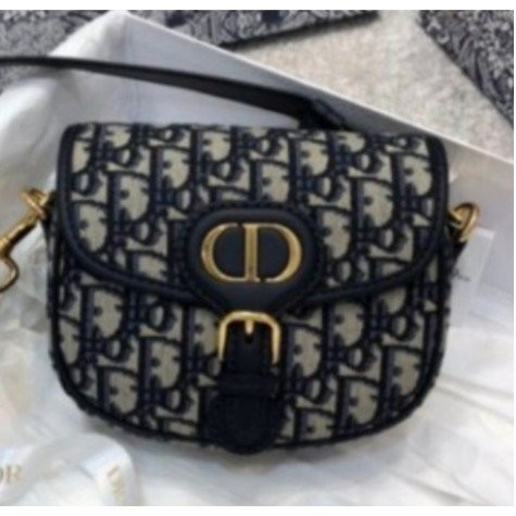 DIOR BOBBY กระเป๋าถือ Small Crossbody Bag กระเป๋าสะพาย Girls Bag M9319UTZQ_M92