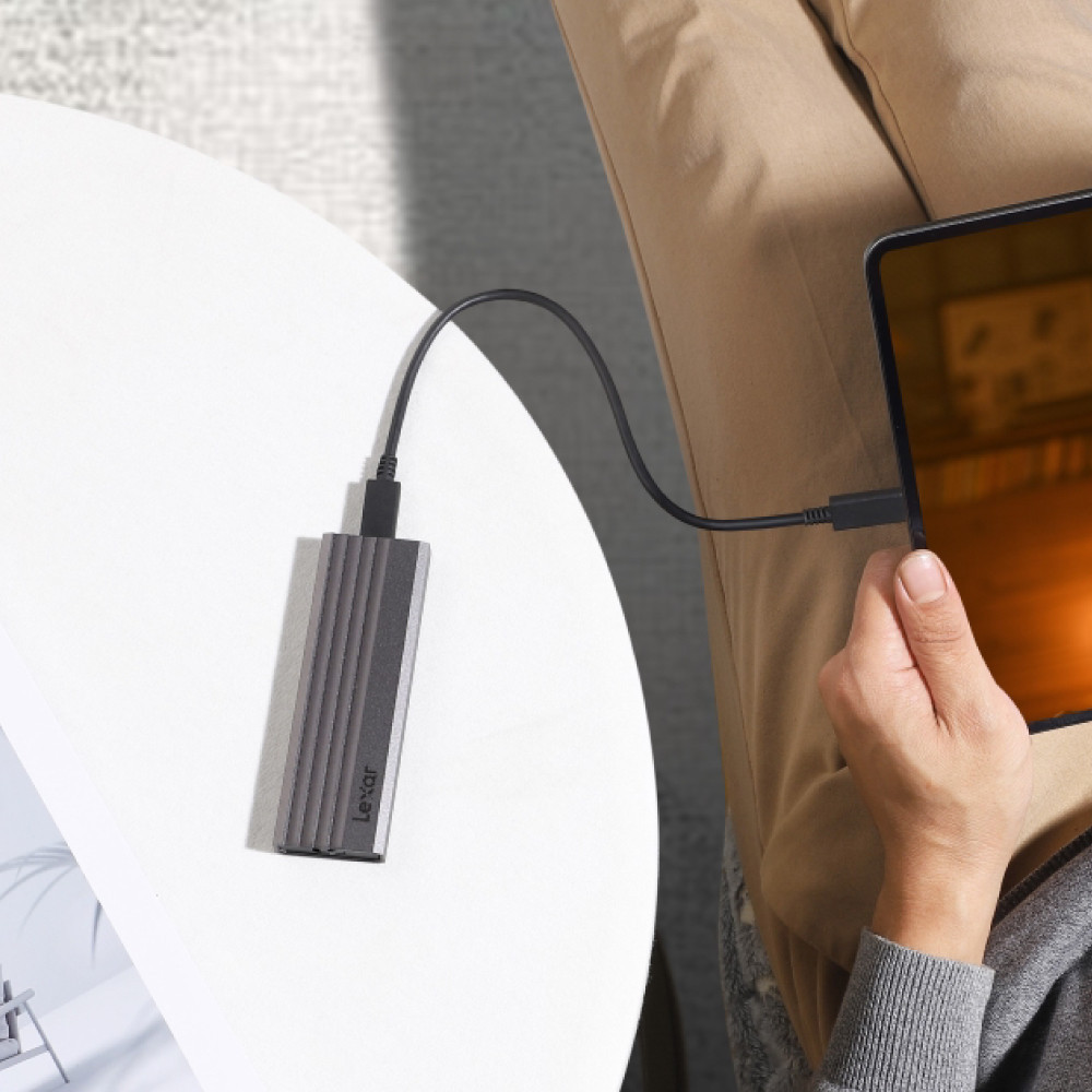 กล่องสำหรับแปลงเอสเอสดี Lexar LPAE350 M.2 SSD Enclosure (LPAE350-RNGNG)_3
