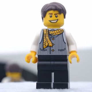 LEGO Striped Vest Yellow Scarf (21204) Town &amp; City