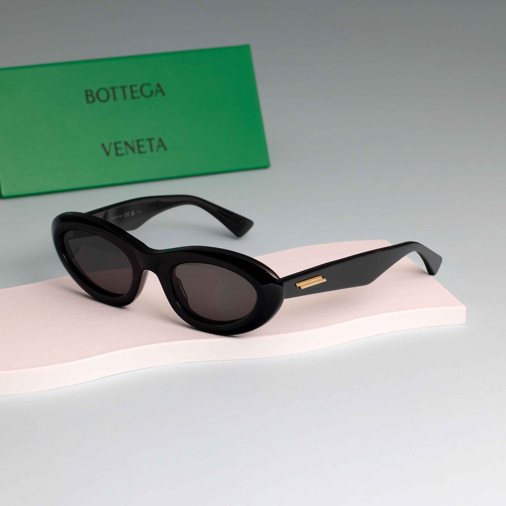 แว่นกันแดด BOTTEGA VENETA : BV1191S 001 SIZE 53 MM. (BLACK-BLACK-GREY)