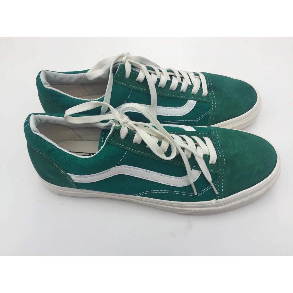 ▣ขายรองเท้ามือสอง vans old skool OG สภาพเต็ม 99% เขียวหนอนขาว พิจารณาตามรูปภาพน่ะครับ Size " 43 ‘ UK