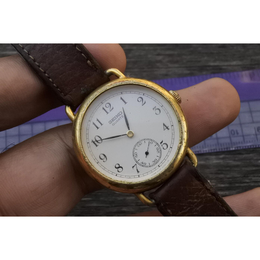 นาฬิกา Vintage มือสองญี่ปุ่น Seiko 2G28 600 หน้าขาว ผู้ชาย ทรงกลม ระบบ Quartz ขนาด32mm ใช้งานได้ปกติ