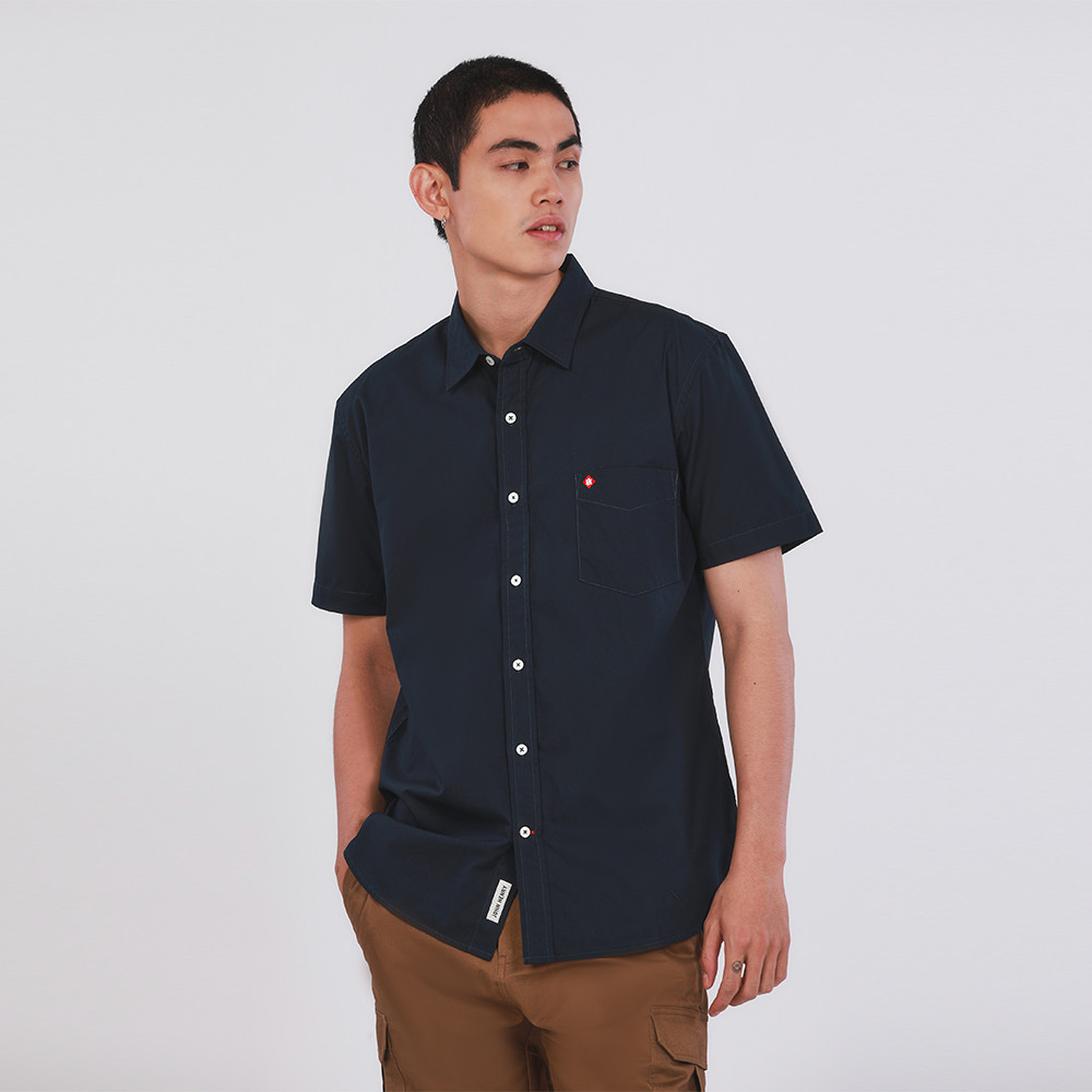 John Henry เสื้อเชิ้ตผู้ชายแขนสั้น ทรงเข้ารูป รุ่น JH S524MSSSM62 - สีกรมท่า