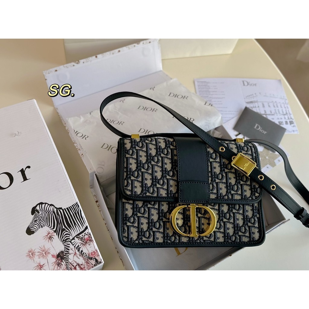 Dior Classic Fashionable Retro กระเป๋าสะพายข้างอินเทรนด์