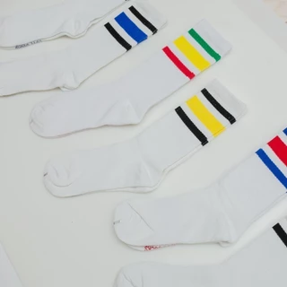 ถุงเท้าโอสคูล "ข้อยาวยาง 2,3,5 แถบ" ขนาด Free Size Old School Socks