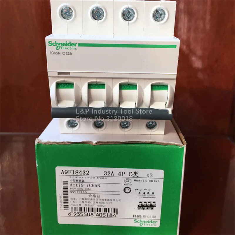 100% ใหม่ Original Schneider IC65N 4P C32A A9F18432สูญญากาศ Mini Circuit Breaker MCB Acti 9 Type C