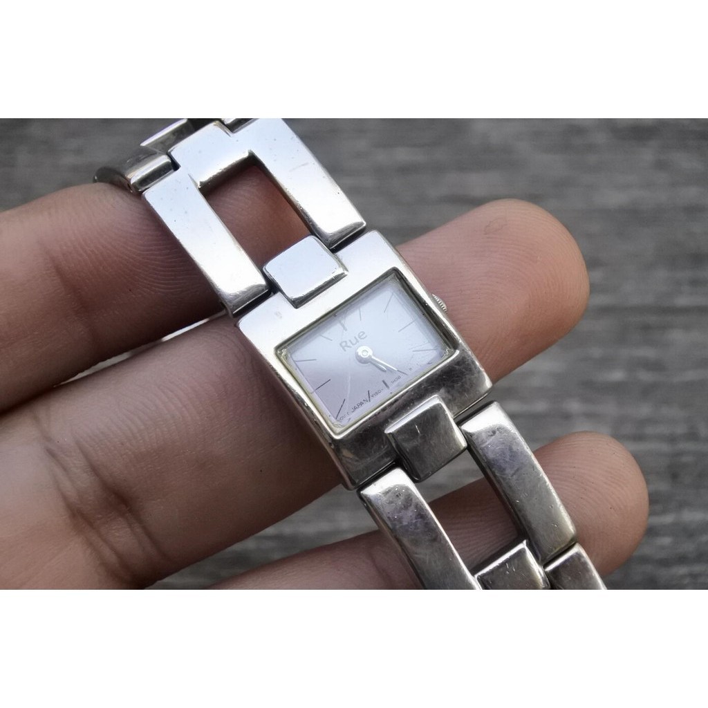 นาฬิกา Vintage มือสองญี่ปุ่น Alba Y150 5K80 Gray Dial ผู้หญิง ระบบ Quartz ทรง4เหลี่ยม 17มม ของแท้