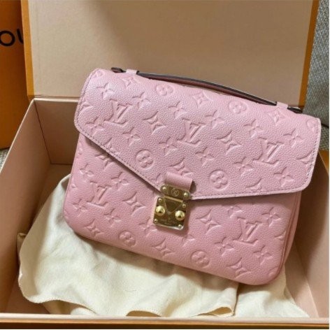 LV POCHETTE METIS กระเป๋าสะพายข้างลายเชอร์รี่สีชมพูกระเป๋าสะพาย crossbody M44018 ในสต็อก