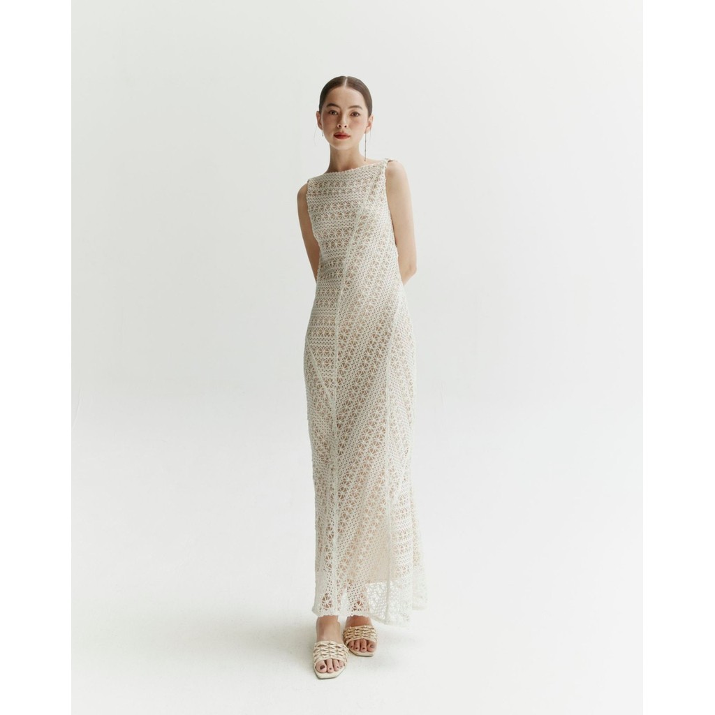 Weekend begins - Lisbet lace dress