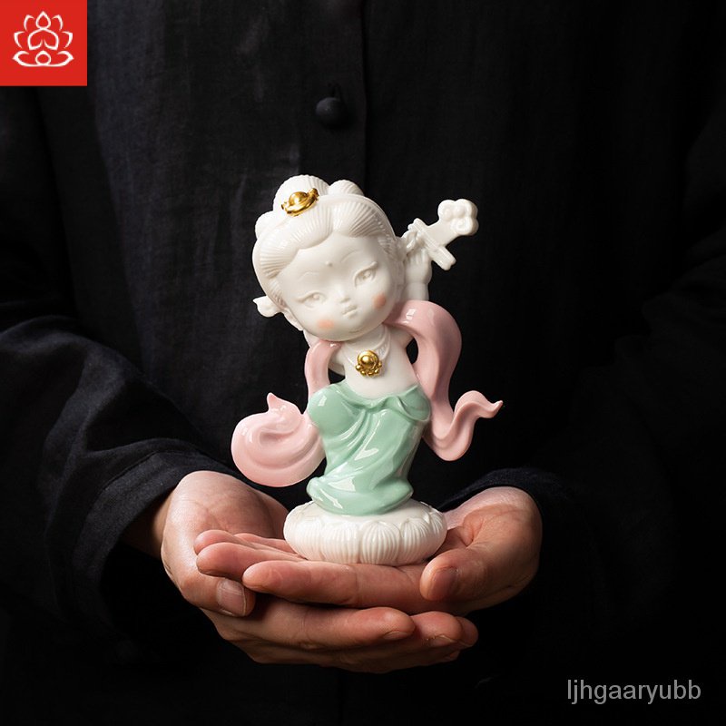 New Chinese Style Zen Retro Kweichow Moutai Jade Women's Boutique Handmade Ceramic Character Decorat