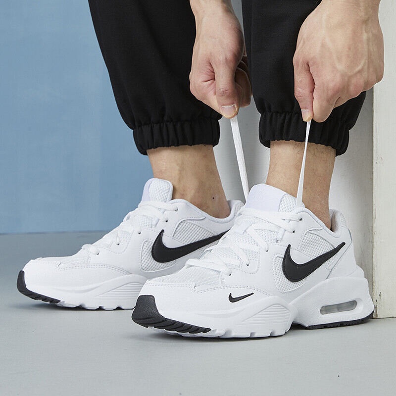 ∋รองเท้าผู้ชาย Nike AIR MAX FUSION Cushion กีฬารองเท้า Breathable รองเท้าวิ่ง CJ1670-102