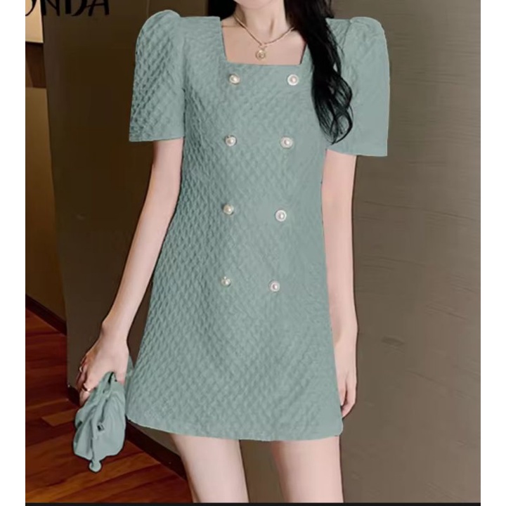 พร้อมส่ง!! ชุดเดรสสีเขียวผ้านูนงานป้าย vonda
