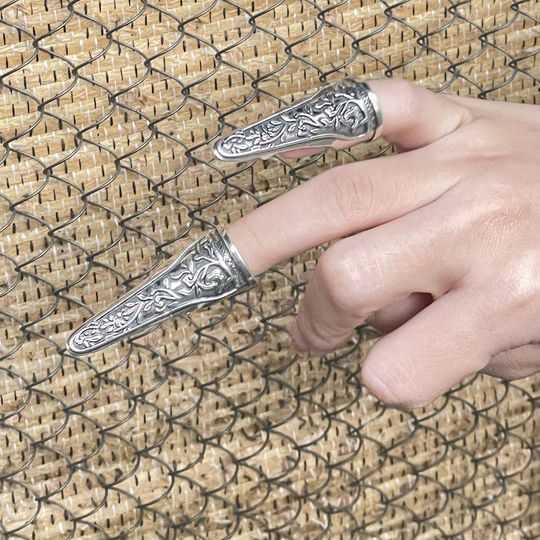 ชุดเกราะเงิน สไตล์จีนโบราณ แกะสลักด้วยมือ สีฟ้า เรียบง่าย สําหรับตกแต่งเล็บ 12.18