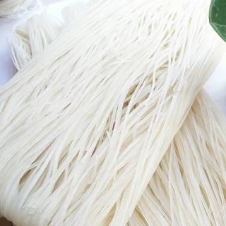 เส้นก๋วยเตี๋ยว แห้งพม่า ปาปาซือ ทำจากข้าวเจ้า 饵丝 粑粑丝