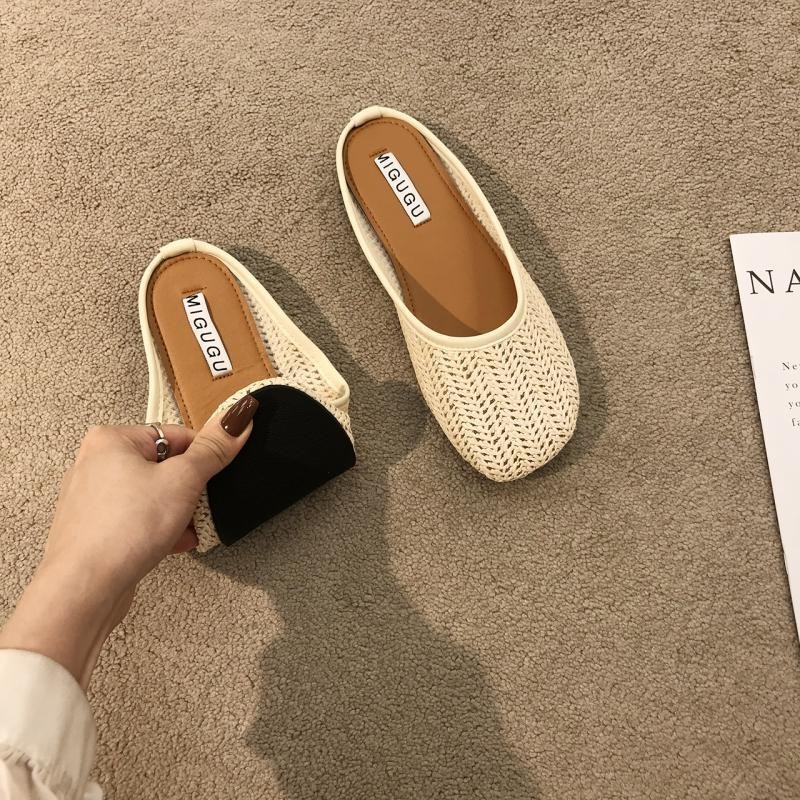 พร้อมส่ง รองเท้าแตะลําลอง พื้นนิ่ม ส้นแบน หัวกลม สไตล์เรโทร แฟชั่นฤดูใบไม้ผลิ และฤดูร้อน สําหรับสตรี