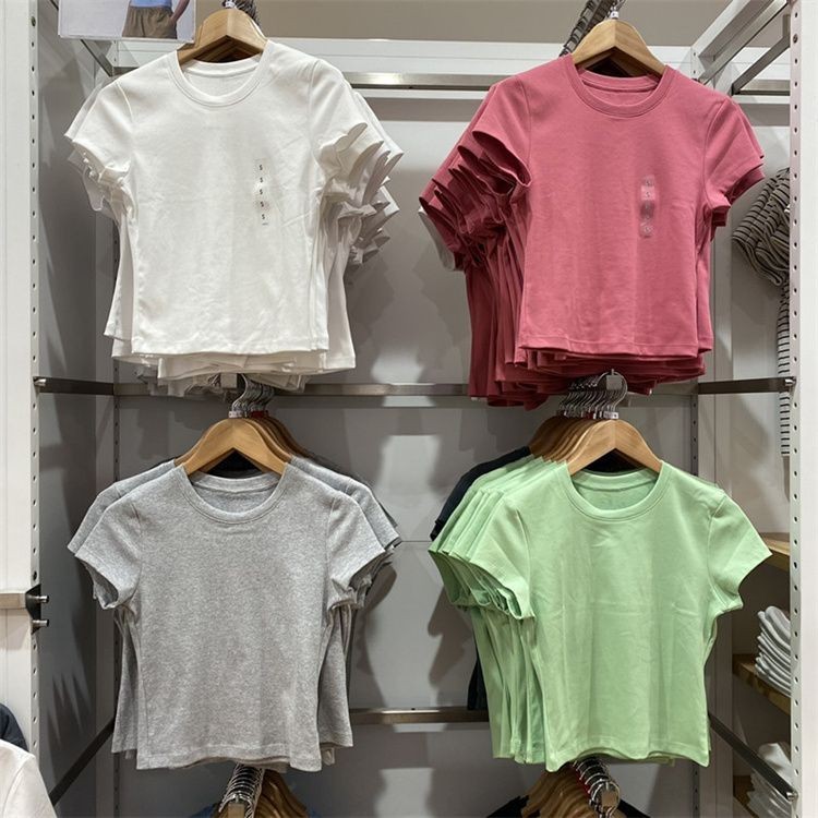 เสื้อยืดแขนสั้น คอกลม เอวสูง เข้ารูป แฟชั่นฤดูร้อน สไตล์บอททอม สําหรับผู้หญิง465760