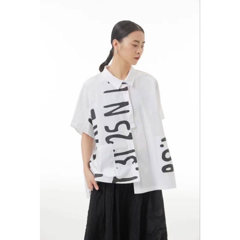 🎖 N E W IN :ヤード by C yardCode : 1329-2- Oversize shirt เสื้อคอปกแขนสั้น พิมพ์ลายด้านหน้าชายเสื้อมีกร