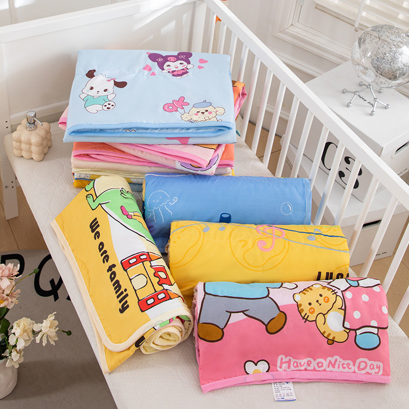 ผ้าห่มใยไหมนิ่มลืนๆเย็นๆ เด็ห่มสบาย สีสันสดใส ลายน่ารัก 110*150CM พร้อมส่ง - รูปที่ 2