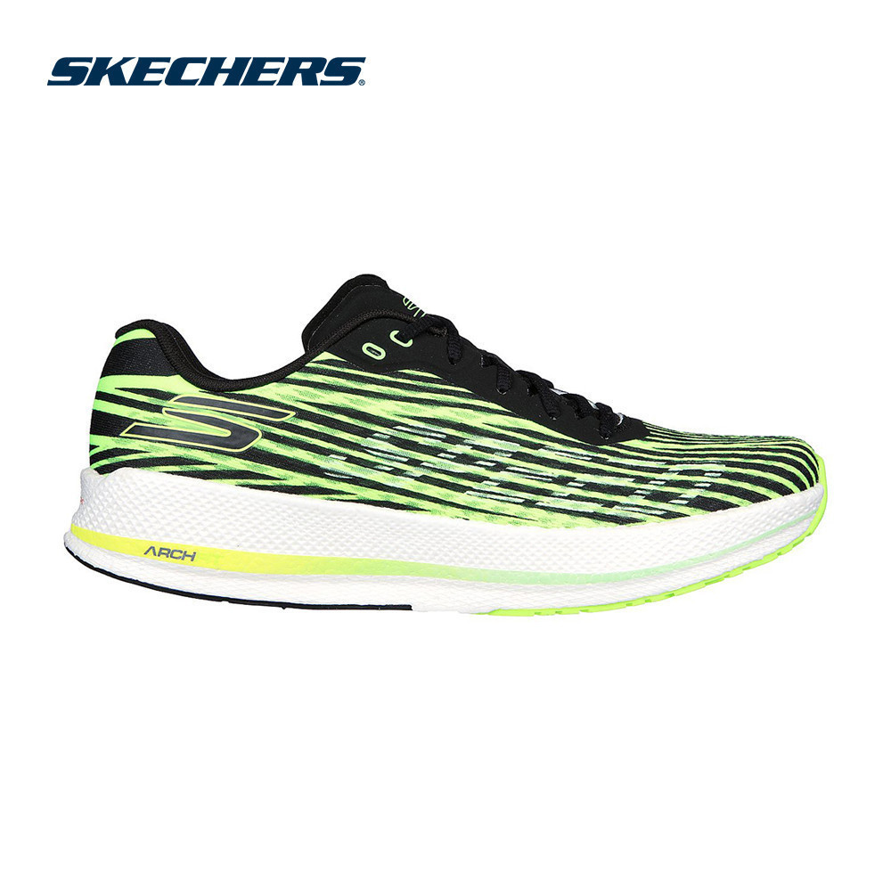Skechers สเก็ตเชอร์ส รองเท้า ผู้ชาย GOrun Arch Fit Razor 4 Shoes - 246075-LIME