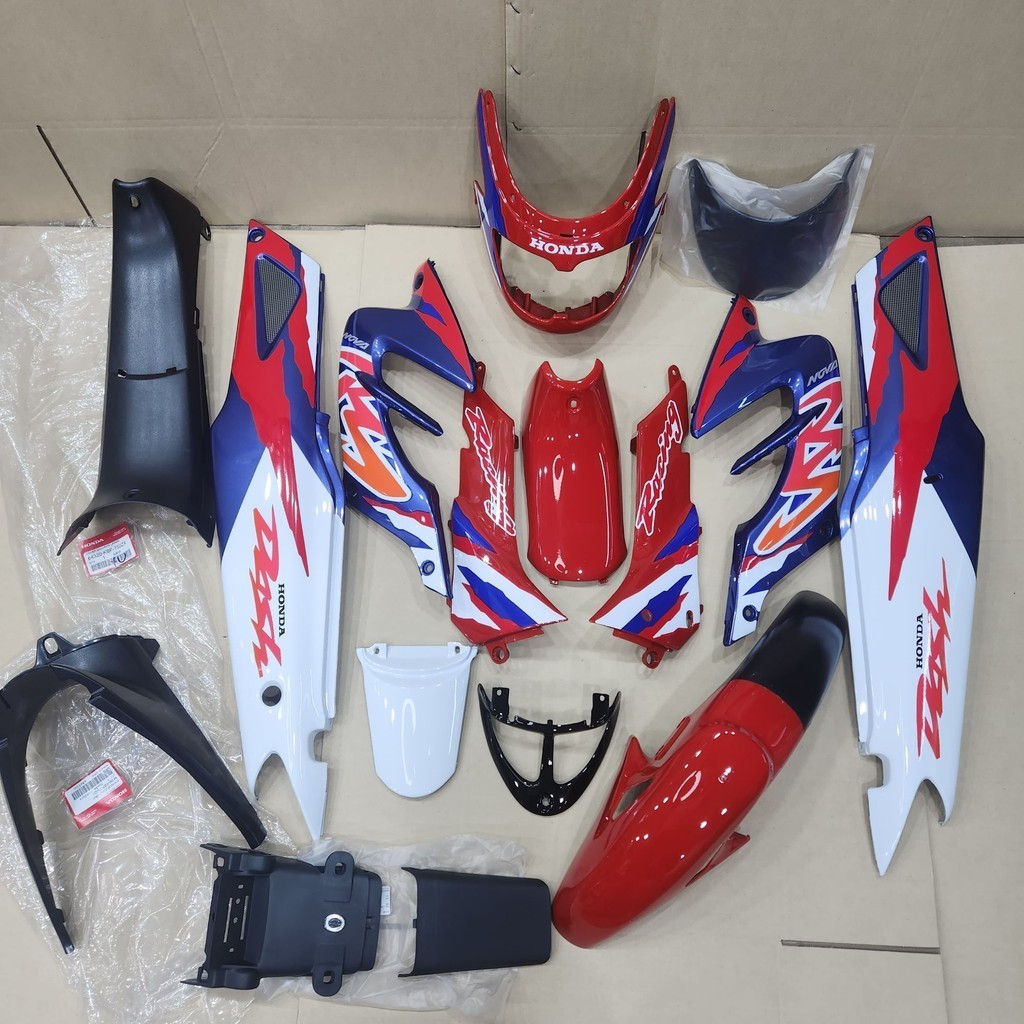 ชุดสี dash new สีแดงฟ้าขาว ปี2000 แดช ตัวใหม่ กาบรถ แดชตูดเป็ด ลายธงชาติ + ชิ้นดำด้าน (ยกชุด16ชิ้น)
