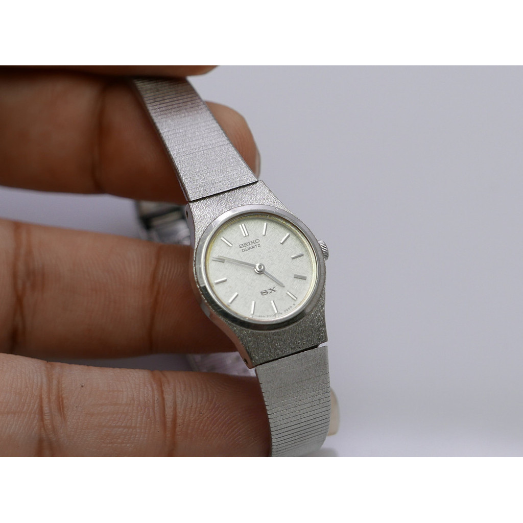นาฬิกา Vintage มือสองญี่ปุ่น Seiko Sx 2Y00 0010 Snowflex Dial ผู้หญิง ทรงกลม ระบบ Quartz ขนาด19mm