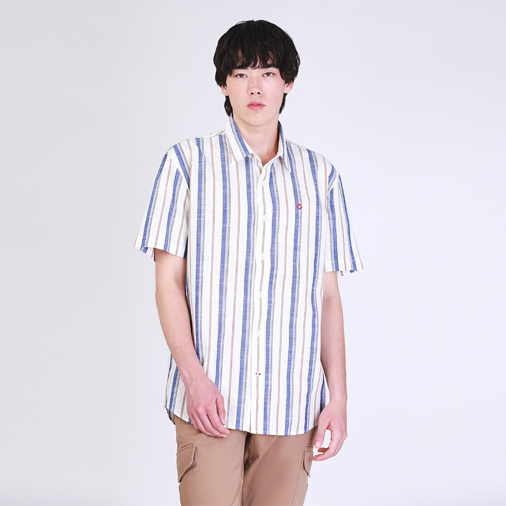 John Henry เสื้อเชิ้ตผู้ชายแขนสั้น ทรงเข้ารูป รุ่น JH F224MSSSM18 - สีขาวนวล