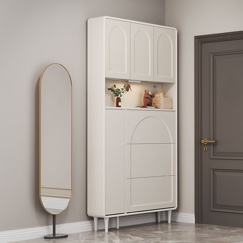 ทางเข้าประตูทางเข้าบ้านแนวตั้งสูงบางเฉียบตู้เก็บของสไตล์ครีมแคบมาก IK8F