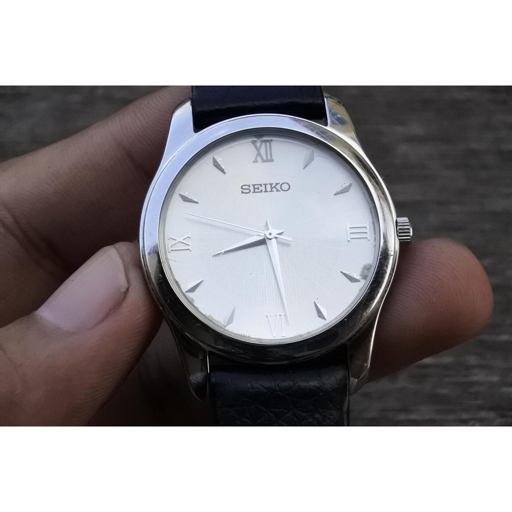 นาฬิกา Vintage มือสองญี่ปุ่น Seiko 7N01 0DE0 White Dial ผู้ชาย ระบบ Quartz ทรงกลม 34มม ของแท้