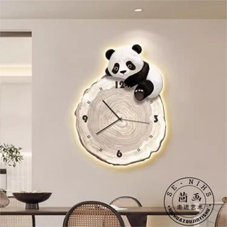 ﹍✈Panda Creative นาฬิกาแขวนผนังสุทธิสีแดงแฟชั่นตกแต่งบ้านนาฬิกา Mute นาฬิกาส่องสว่างห้องนั่งเล่น Wall นาฬิกา