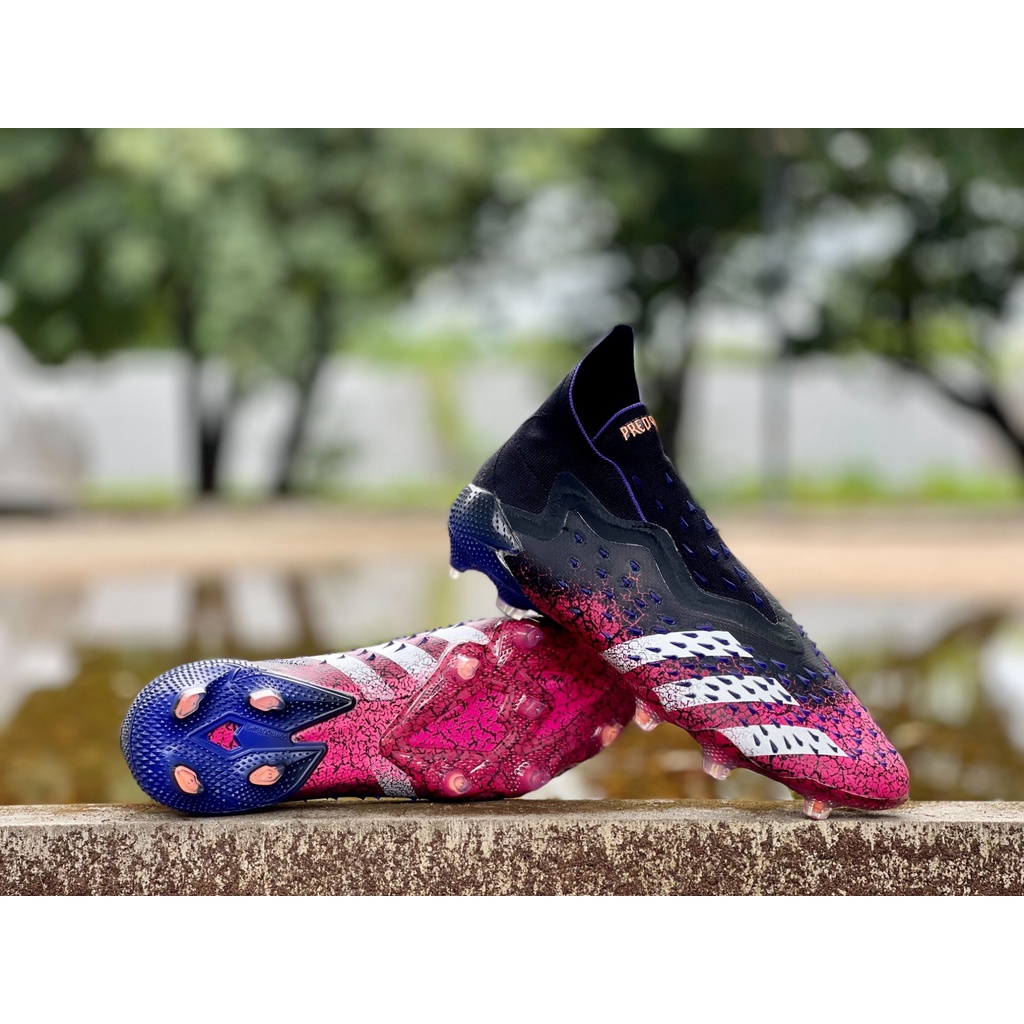 ✚☬รองเท้าสตั๊ด รองเท้าฟุตบอล Adidas_Predator FREAK + FG