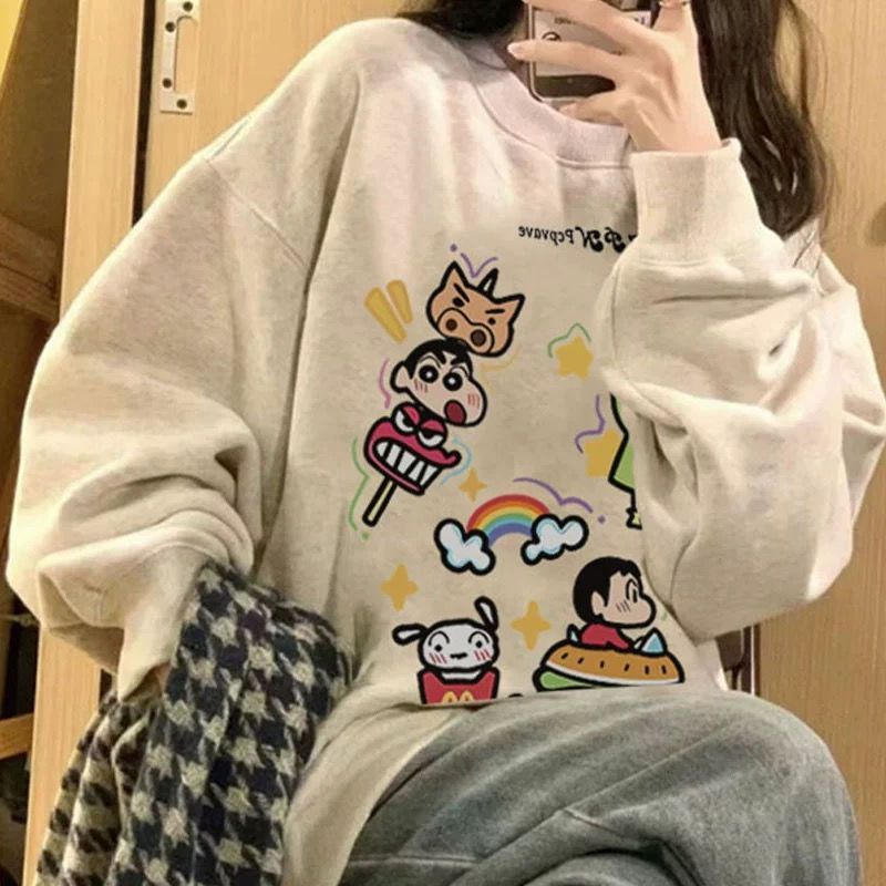 [พร้อมส่ง] เสื้อกันหนาวแขนยาว คอกลม ผ้าฟลีซ แบบหนา พิมพ์ลายชินจังน่ารัก เข้ากับทุกการแต่งกาย แฟชั่นฤดูใบไม้ผลิ และฤดูใบไม้ร่วง และฤดูหนาว สําหรับผู้หญิง และนักเรียน 2023