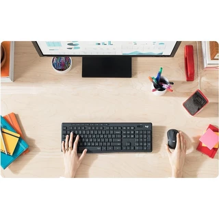 Logitech Wireless Mouse + Keyboard Silent MK295 Graphite (TH/EN) ชุดคีย์บอร์ดเมาส์ไร้สาย by Banana IT