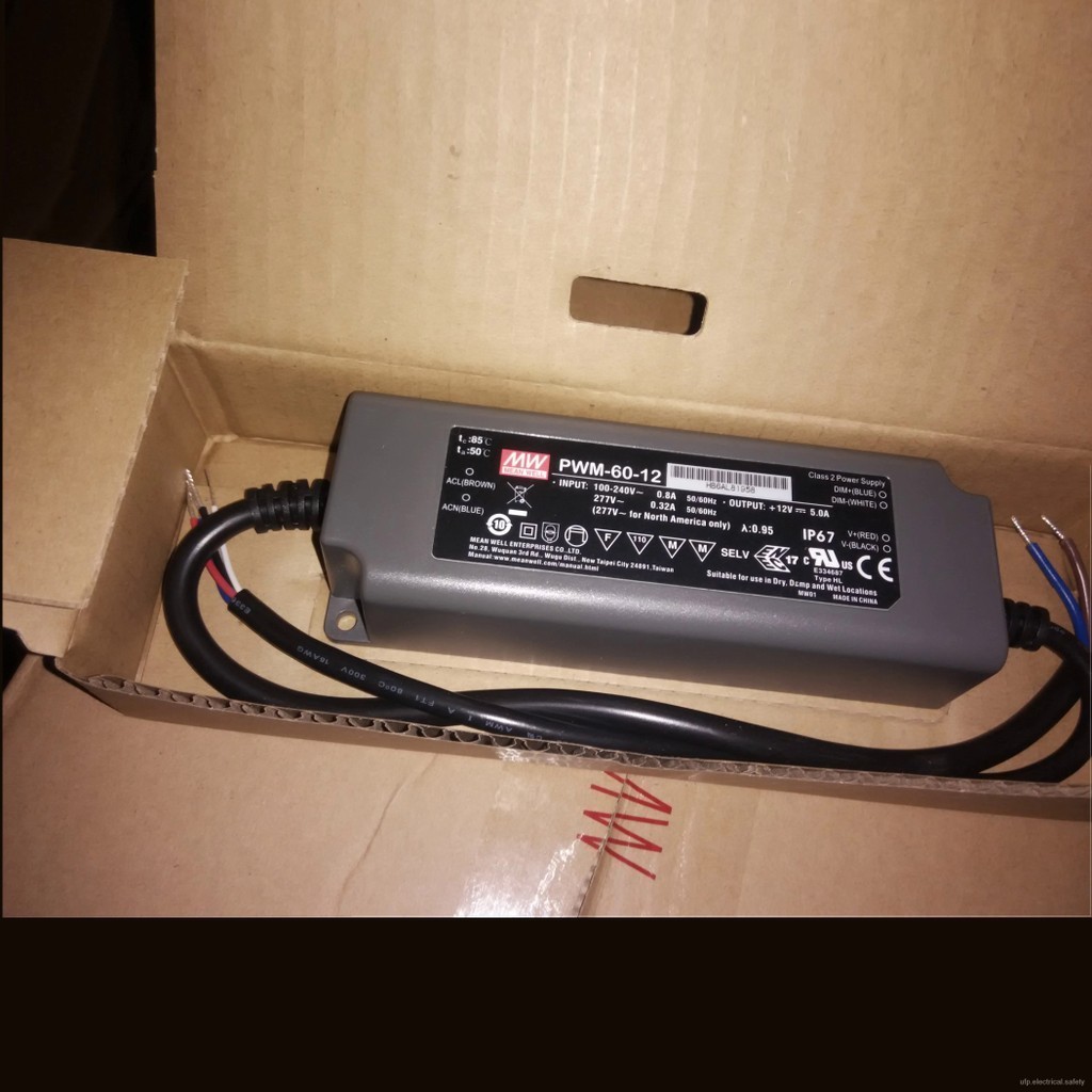 MEAN WELL LED Switching Power Supply PWM-60-12/24 60W PWM เอาต์พุต LP67กันน้ำ DA2 Dimming 36/48