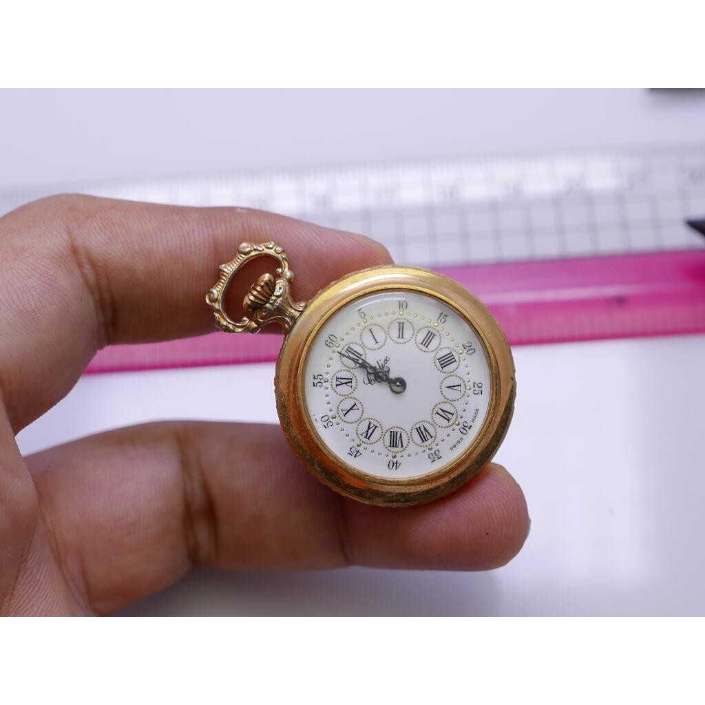 นาฬิกา Vintage มือสองญี่ปุ่น PocketWatch นาฬิกาพก ระบบ ไขลาน ผู้หญิง ทรงกลม กรอบทอง ตัวเลขโรมัน 36มม