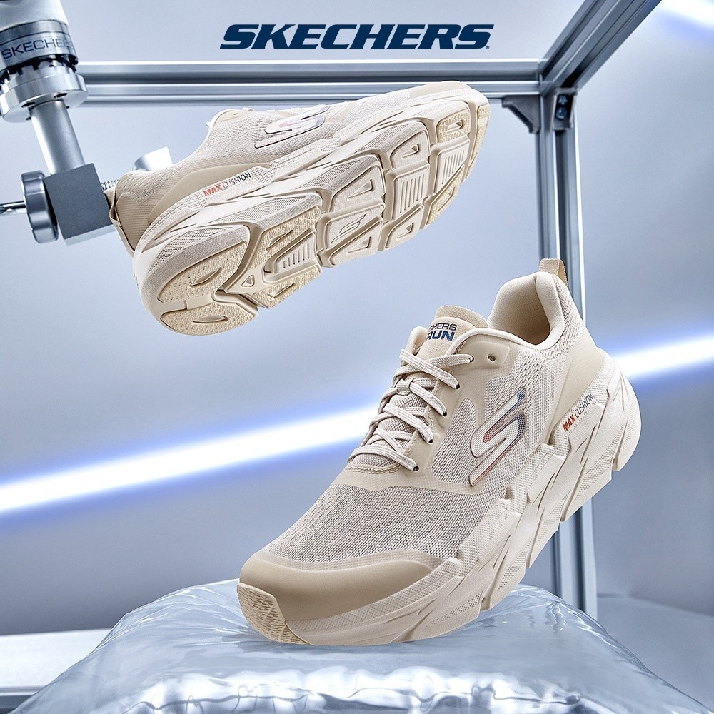 Skechers สเก็ตเชอร์ส รองเท้า ผู้ชาย GOrun Max Cushioning Premier Shoes - 54450-NAT