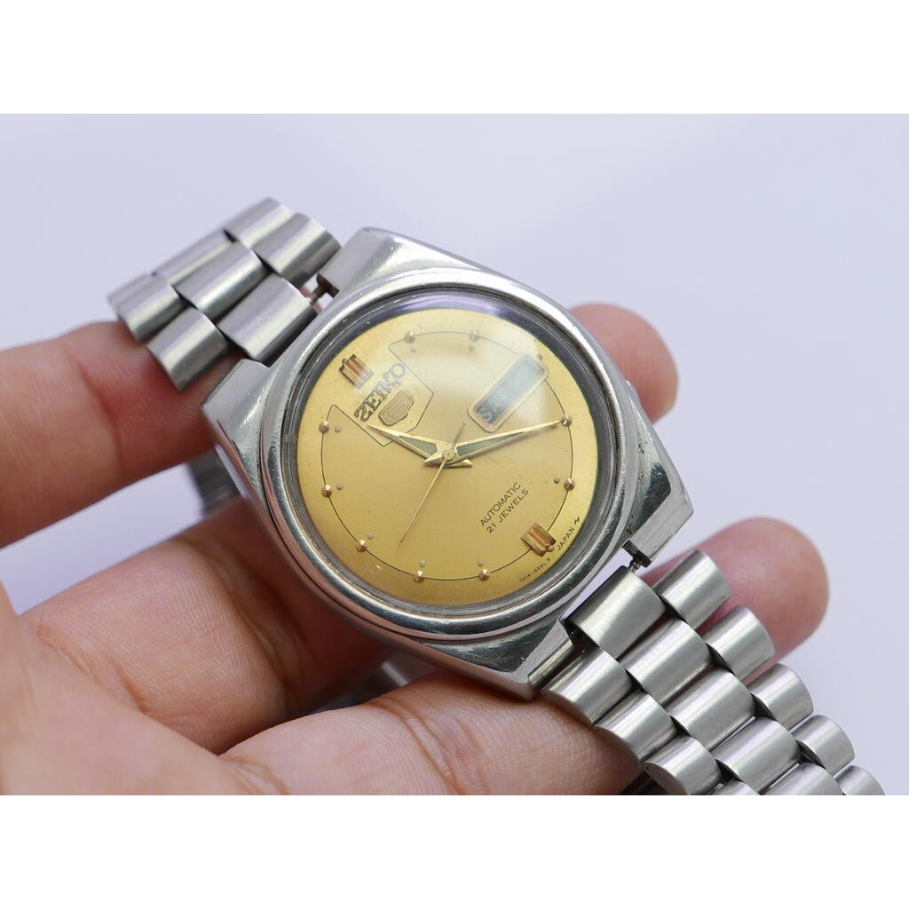 นาฬิกา Vintage มือสองญี่ปุ่น Seiko5 ระบบ Automatic 6319 6010 ผู้ชาย หน้าลายทอง 36มม เสียต้องล้างเครื่อง ขายตามสภาพ
