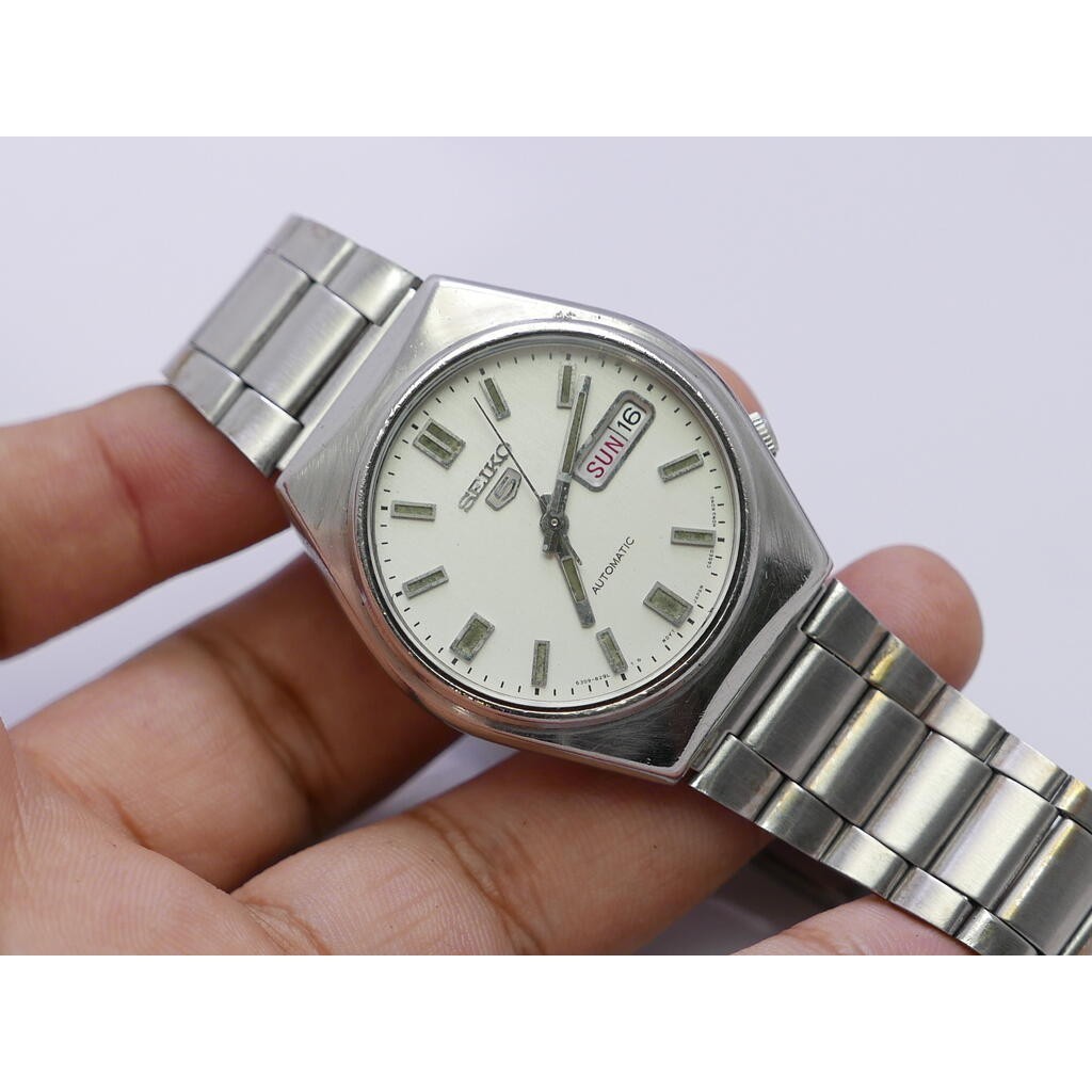 นาฬิกา Vintage มือสองญี่ปุ่น Seiko5 ระบบ Automatic 6309 7320 ผู้ชาย หน้าขาว 36มม เสียต้องล้างเครื่อง ขายตามสภาพ