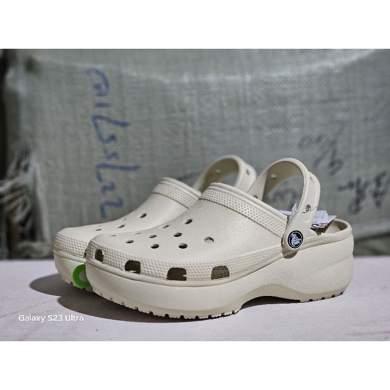 รองเท้าลำลองแฟชั่น สไตล์Crocs Classic Clog (Unisex)