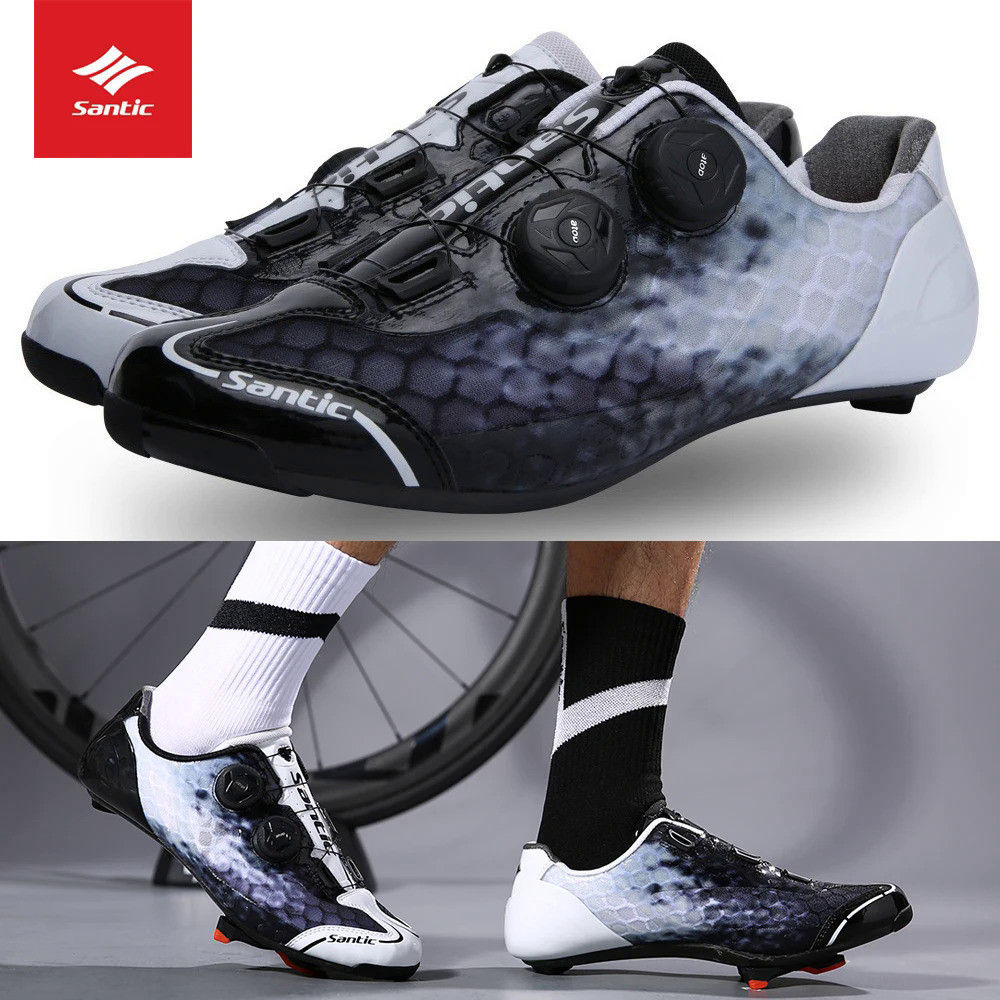ใหม่ SANTIC รองเท้าขี่จักรยานสำหรับผู้ชาย Road Bike ล็อครองเท้าคาร์บอนไฟเบอร์ Sole หัวเข็มขัดหมุนคู่ Fast Fixing Racing