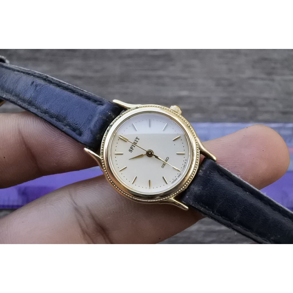 นาฬิกา Vintage มือสองญี่ปุ่น Seiko Spirit 4N21 0580 Yellow Dial ผู้หญิง ทรงกลม ระบบ Quartz ขนาด24mm