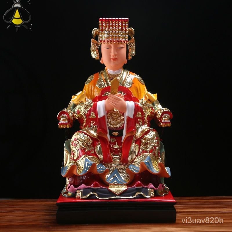 รูปปั้นของมาซูเป็นที่ประดิษฐานของตกแต่งในห้องนั่งเล่นในบ้าน 0JNP