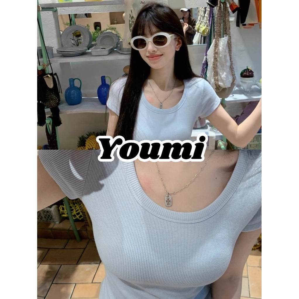 พร้อมส่ง เสื้อครอปคอเหลี่ยม ผ้ายืดยูนิ มีสีให้เลือกมากมาย  ผ้านุ่มใส่สบาย แฟชั่นสไตล์เกาหลี YOUMI