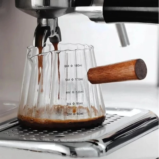 แก้ววัดขนาดพร้อมที่จับไม้กาแฟ ถ้วยตวงแก้วถ้วยนม Espresso แก้วกาแฟเอสเปรสโซ นม ทนความร้อนสูง ปากคู่ RIYA