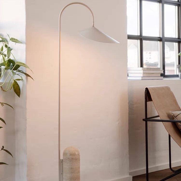 🌏🌏ฉบับดีไซเนอร์เดนมาร์ก Arum โคมไฟตั้งพื้น ห้องนั่งเล่นหินอ่อนสร้างสรรค์สไตล์นอร์ดิกมินิมอล โคมไฟมุม