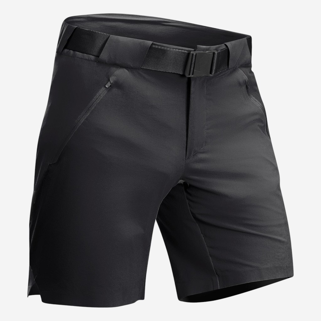 กางเกงเดินป่าขาสั้นสำหรับผู้ชายรุ่น MH500 (สีดำ) - ดำรมควัน | Men's hiking shorts MH500 black - Smok