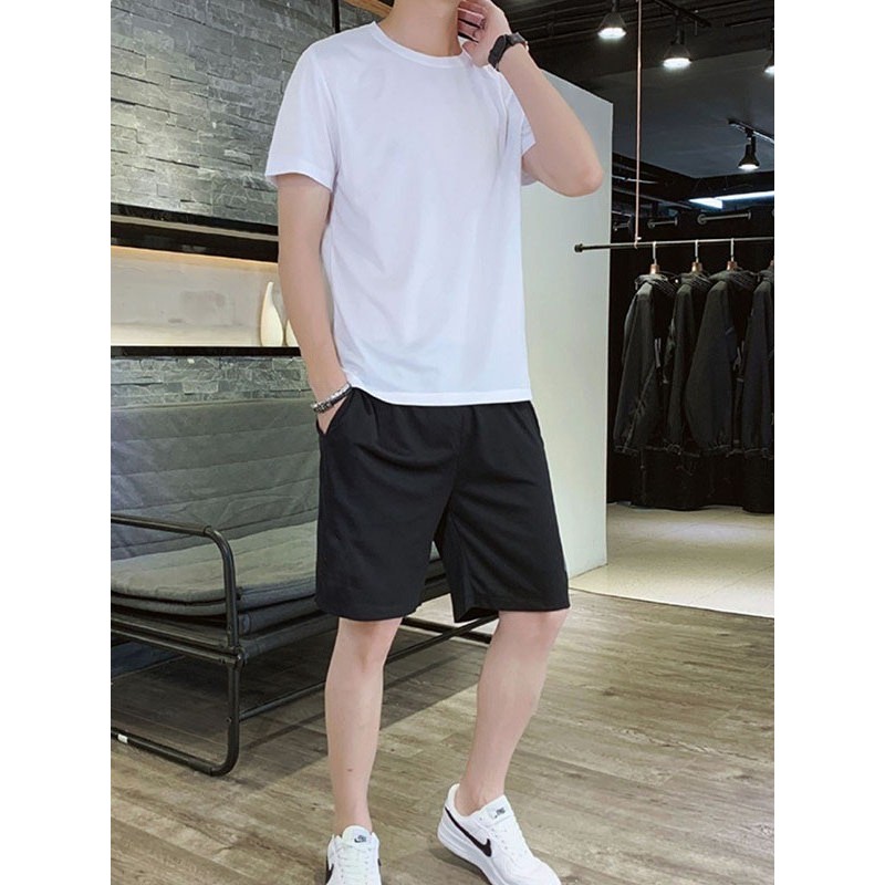 JIE HOME ชุดเซทผู้ชายฤดูร้อน สินค้าใหม่ สไตล์เกาหลี ผ้าไหมน้ำแข็ง  ชุดเซทสองชิ้นแขนสั้นและกางเกงขาสั้น LZ-TZ001