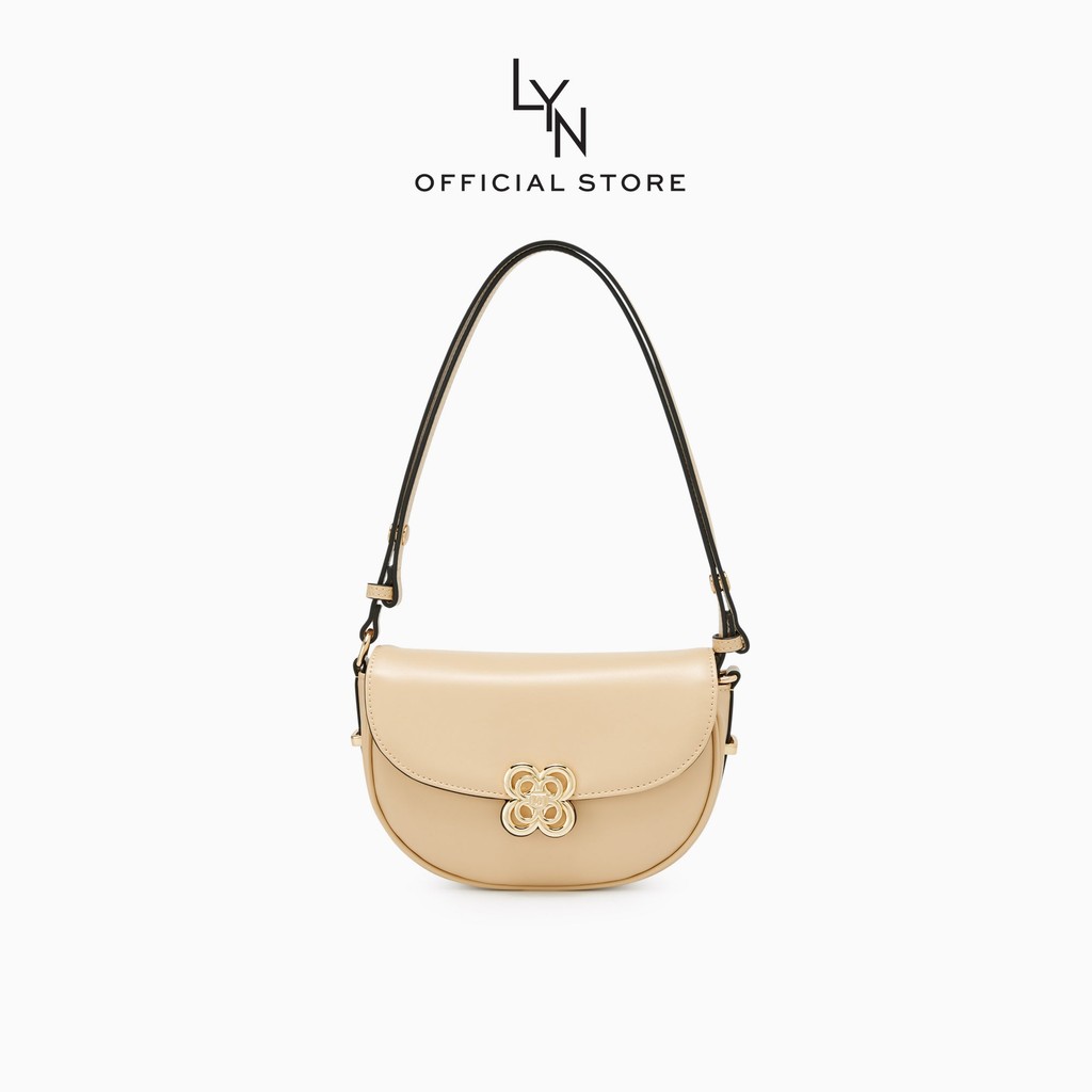 LYN Flora Shoulder Bag กระเป๋าสะพายไหล่ Flora (LL25CBF133) ลุคลุยๆ เรียบหรูสไตล์หวาน