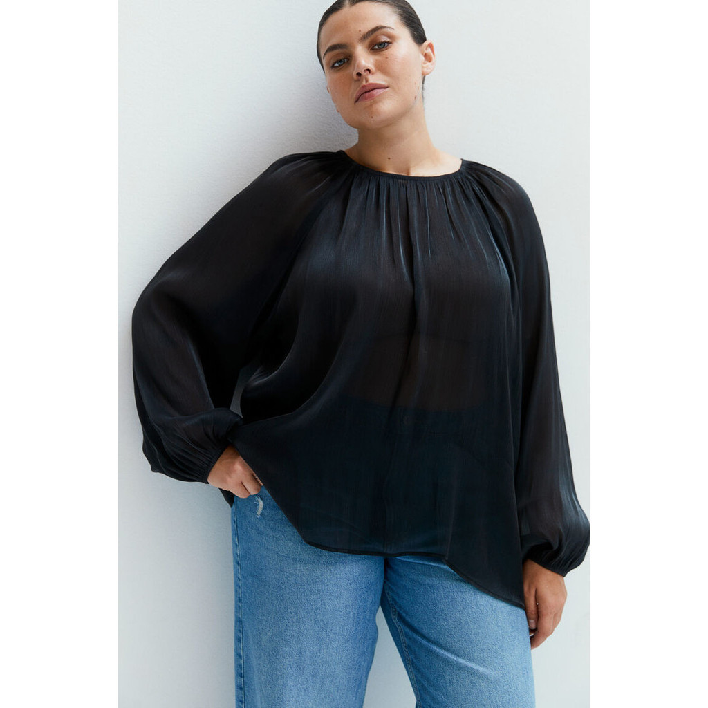H&M Woman Oversized sheer blouse 1199142_1