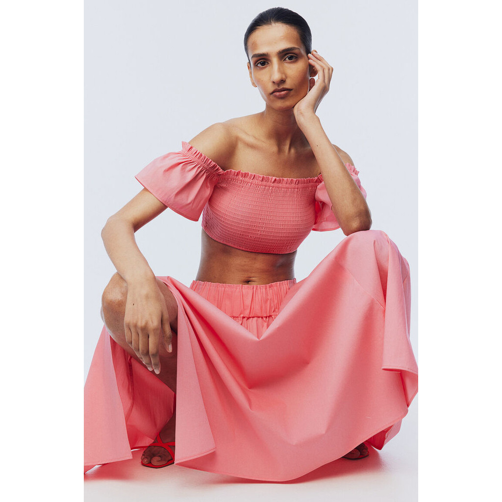 H&M Woman Smocked cropped top 1227566_1