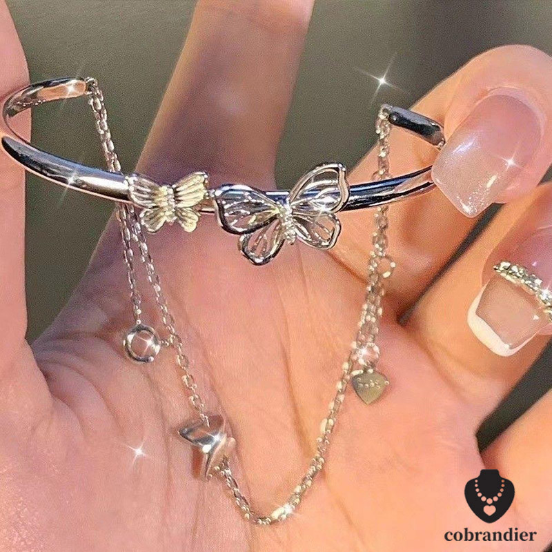 ส่งเร็ว⚡ สร้อยข้อมือ วินเทจ เฉพาะ ออกแบบ อารมณ์ ผีเสื้อ สองชั้น หรูหรา สไตล์หวาน กลวง ผีเสื้อ พู่ กําไลข้อมือ ผู้หญิงCOD